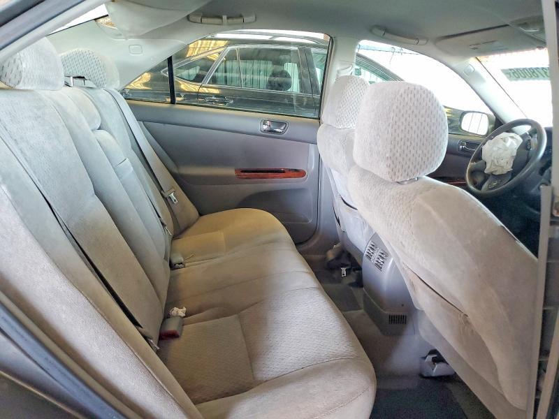 2004 TOYOTA CAMRY XLE — Фото 10 из 12