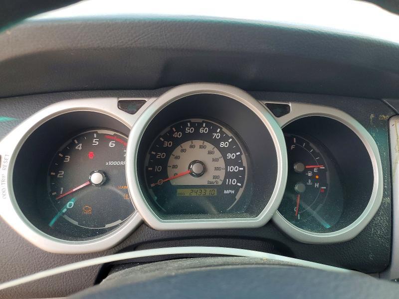 2004 TOYOTA 4RUNNER SR5 — Фото 9 из 13