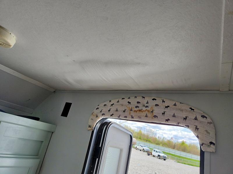 4YDT18513H7200669 2017 KEYSTONE RV HIDEOUT LHSMINI SERI photo no. 9