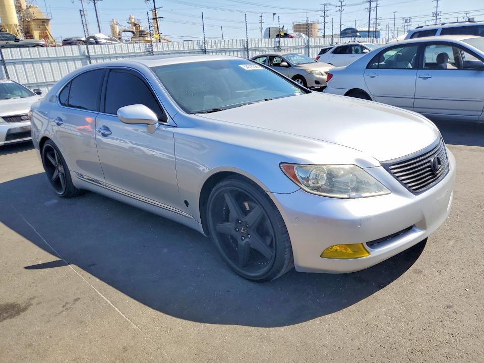 2009 LEXUS LS 460 — Фото 4 из 12