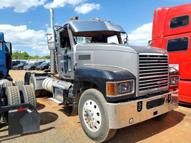2020 MACK PINNACLE 1M1PN4GY2LM005989