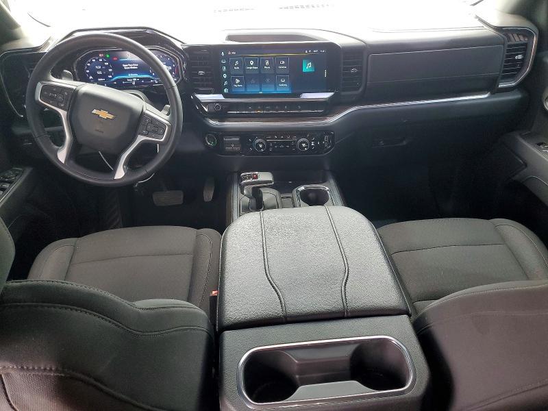 2025 CHEVROLET SILVERADO K1500 LT — Фото 8 из 13