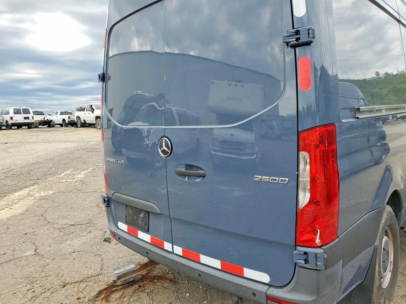 2019 MERCEDES BENZ SPRINTER 2500 DELIVERY VAN — Фото 10 из 13
