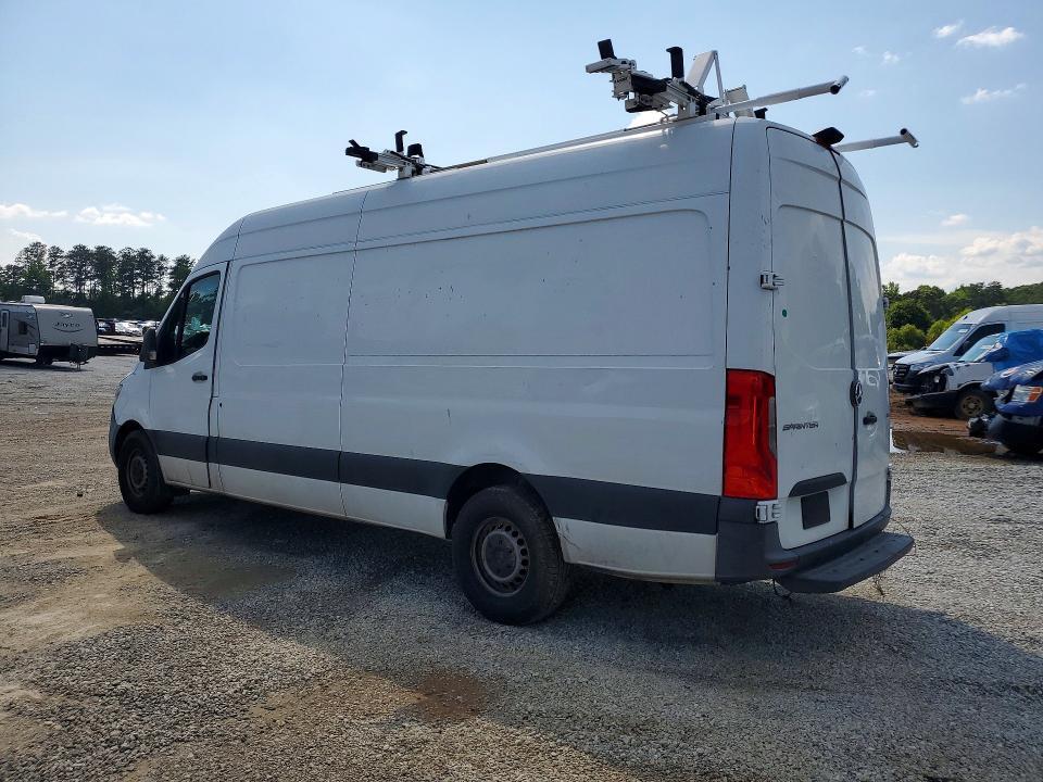 2021 MERCEDES BENZ SPRINTER 2500 — Фото 2 из 13
