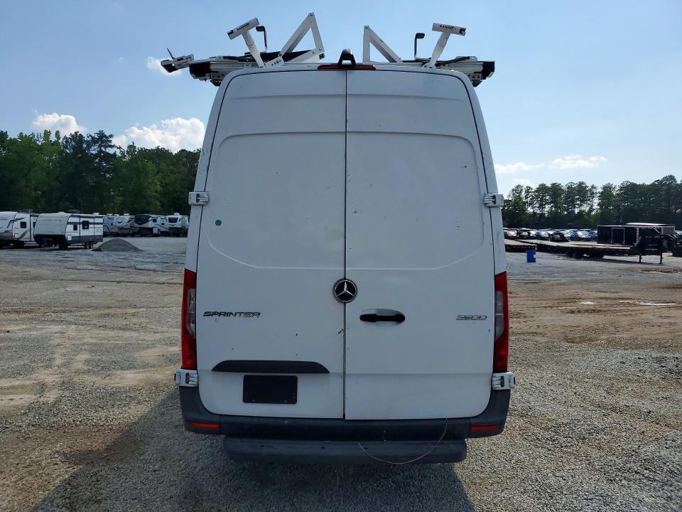 2021 MERCEDES BENZ SPRINTER 2500 — Фото 6 из 13