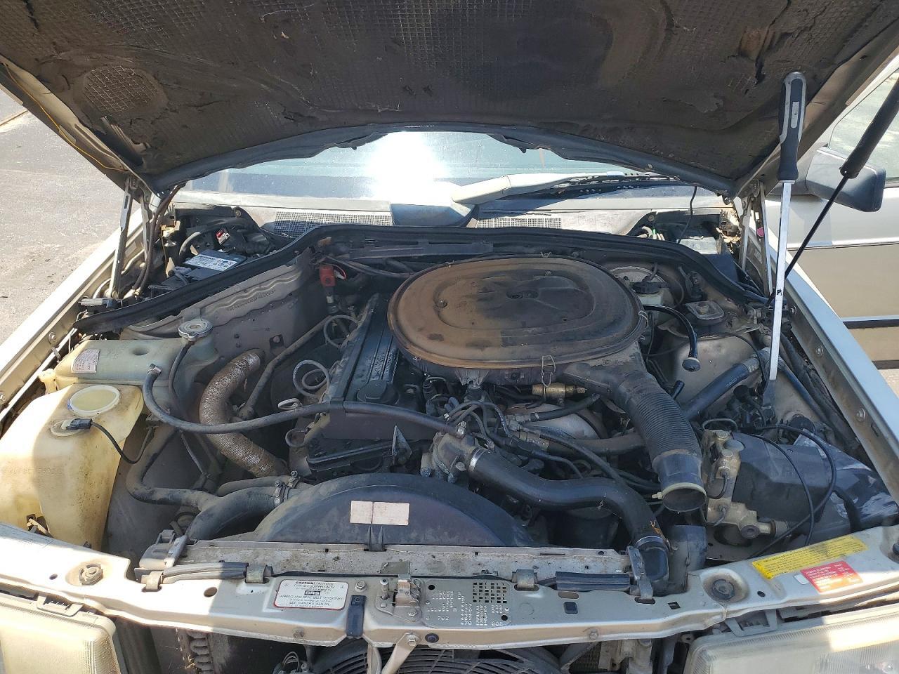 1988 MERCEDES BENZ 190 E 2.3 — Фото 11 из 12