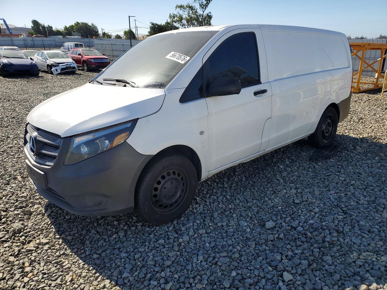 2017 MERCEDES BENZ METRIS WD3PG2EA6H3218133