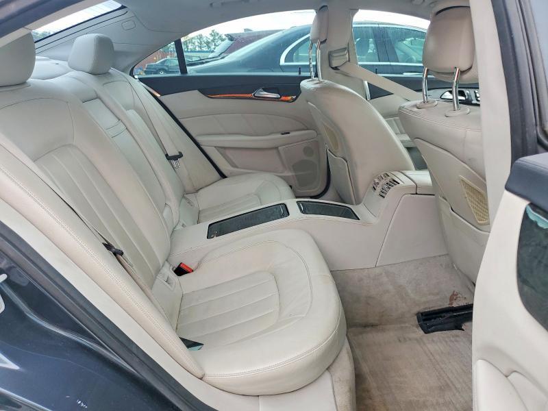 2015 MERCEDES-BENZ CLS 400 — Фото 10 из 12