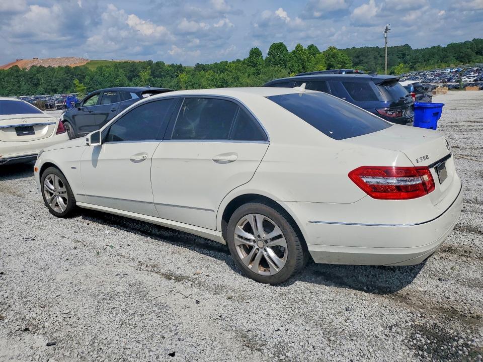 2011 MERCEDES-BENZ E 350 BLUETEC — Фото 2 из 12