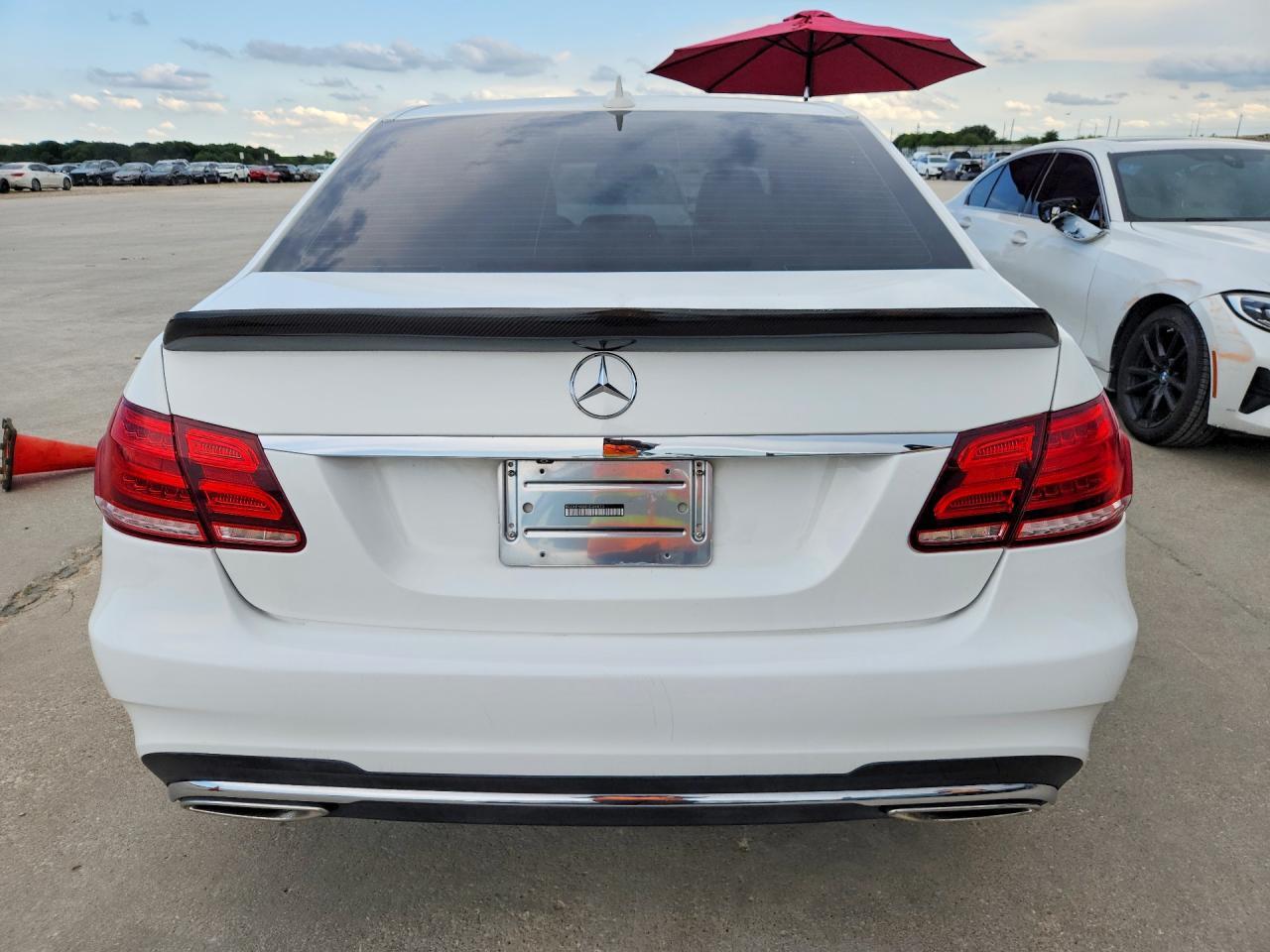 2015 MERCEDES-BENZ E 350 — Фото 6 из 12