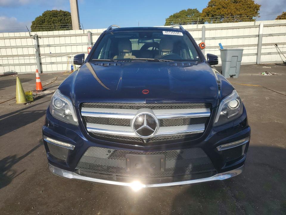 2015 MERCEDES-BENZ GL 550 4MATIC — Фото 5 из 14