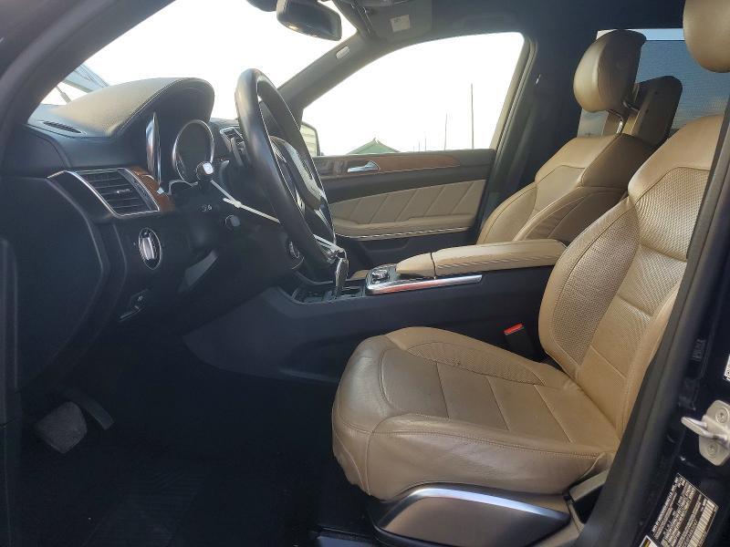 2015 MERCEDES-BENZ GL 550 4MATIC — Фото 7 из 14