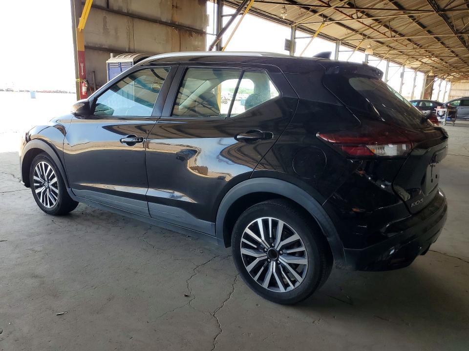 2021 NISSAN KICKS SV — Фото 2 из 12