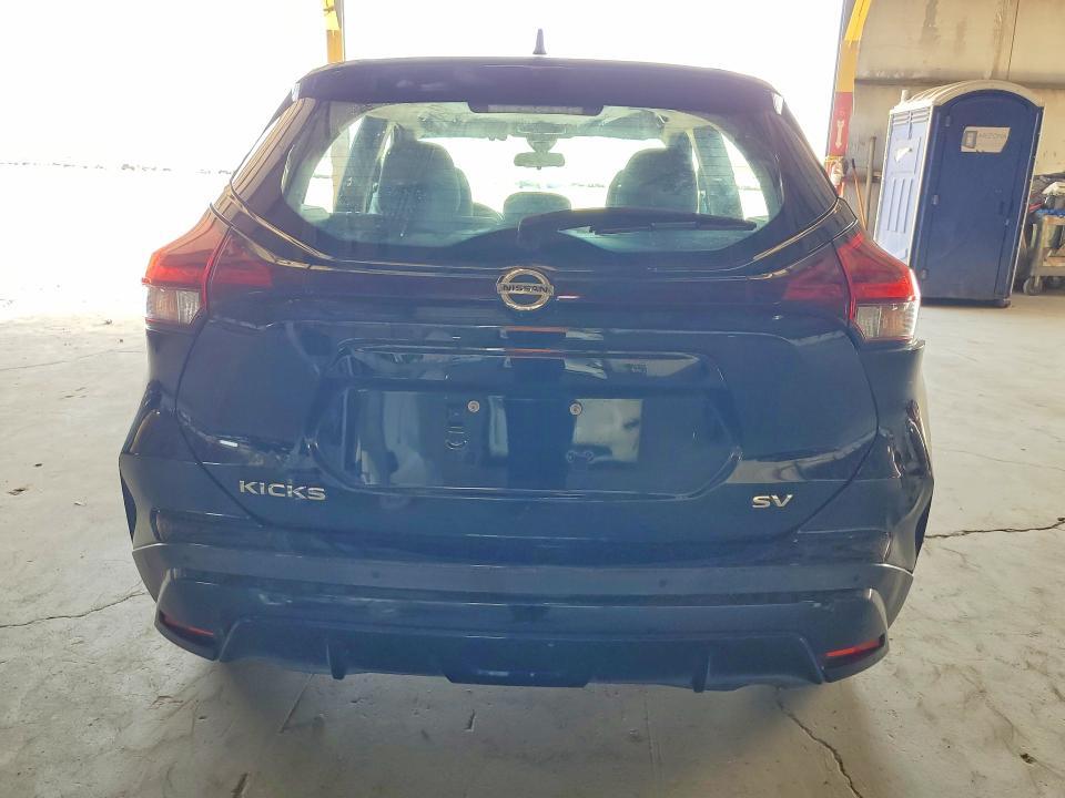 2021 NISSAN KICKS SV — Фото 6 из 12