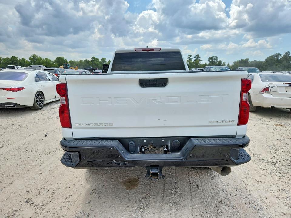 2025 CHEVROLET SILVERADO K2500 CUSTOM — Фото 6 из 12