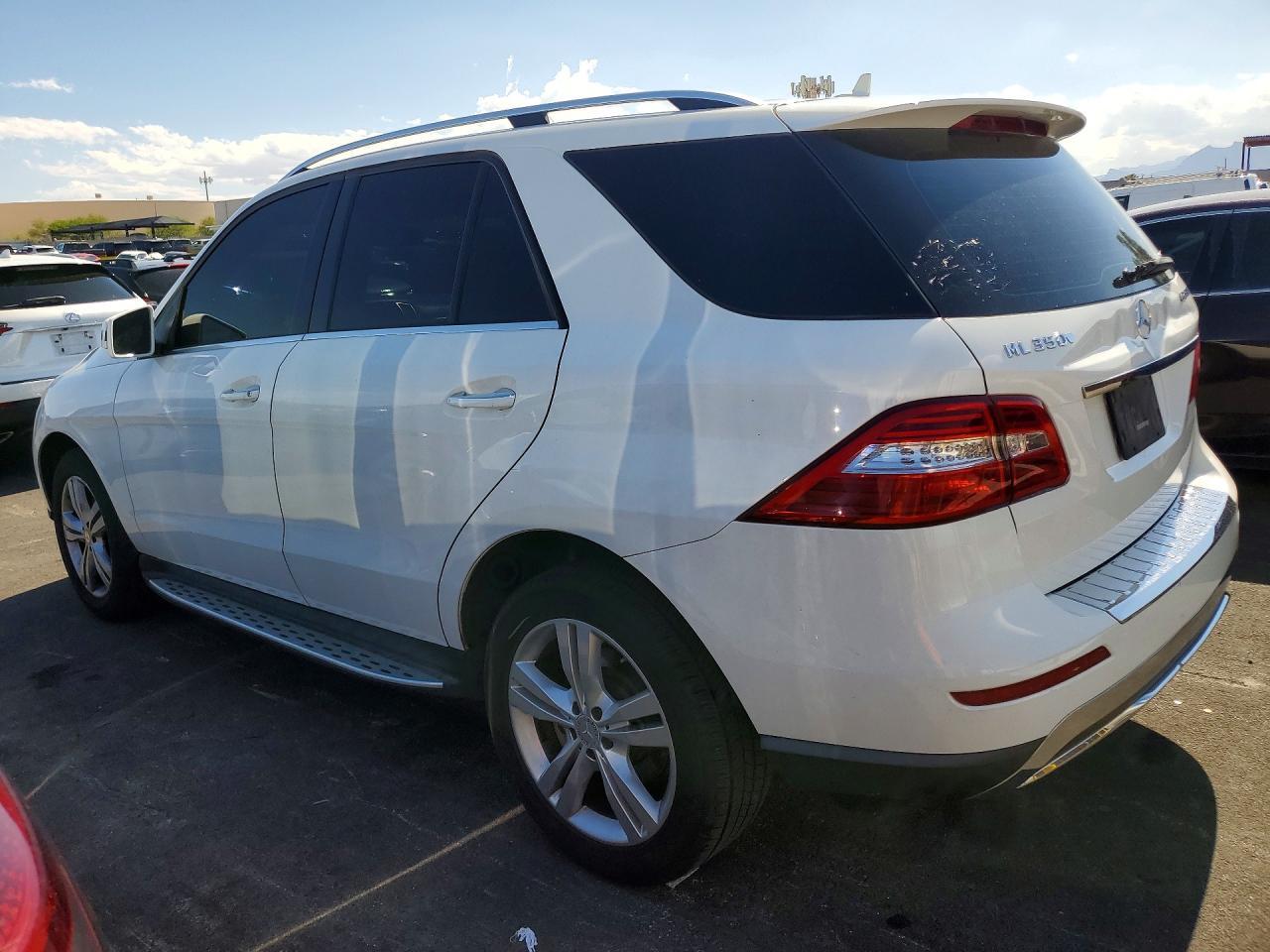 2015 MERCEDES-BENZ ML 350 — Фото 2 из 12