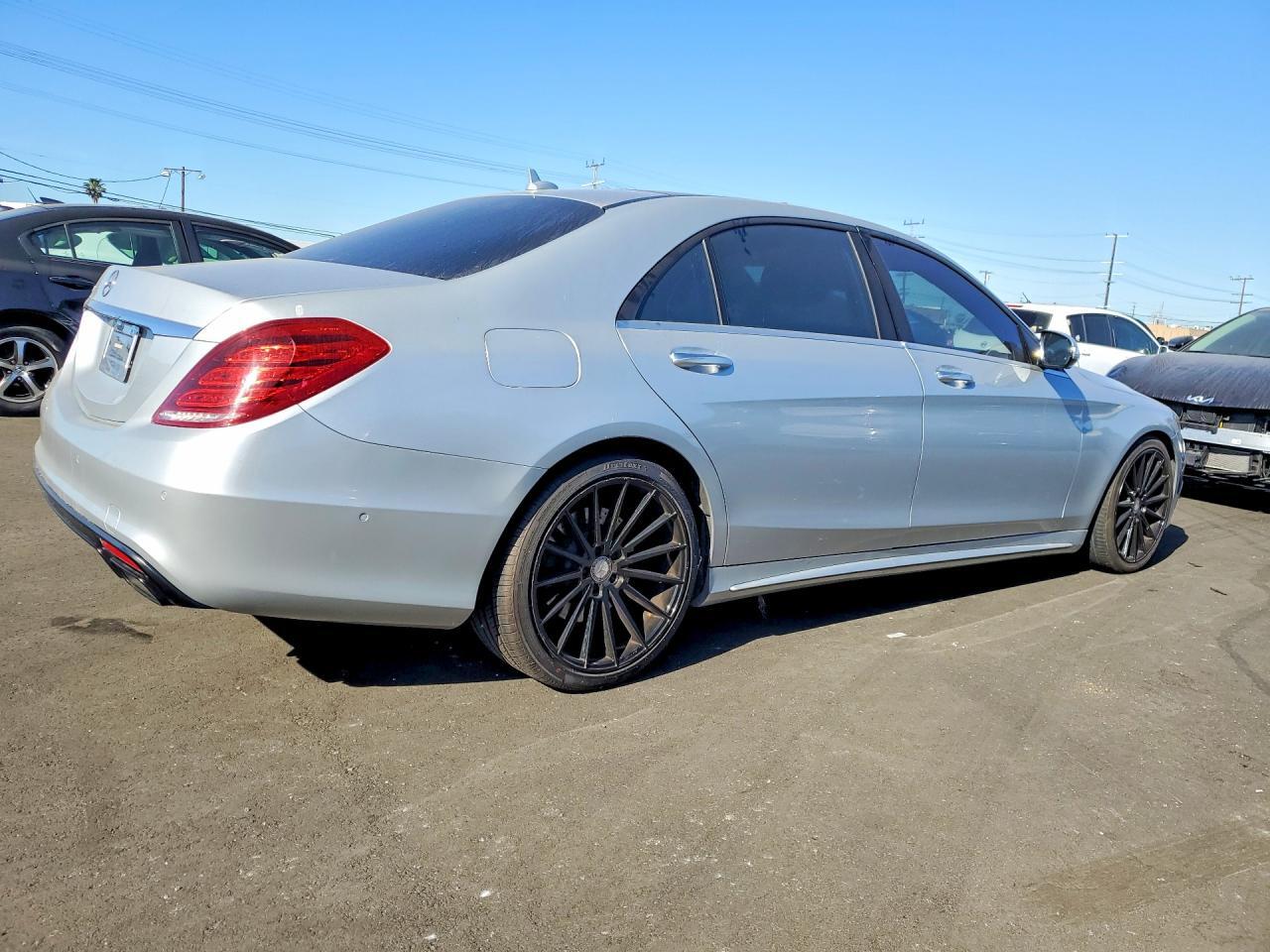 2015 MERCEDES-BENZ S 550 — Фото 3 из 12