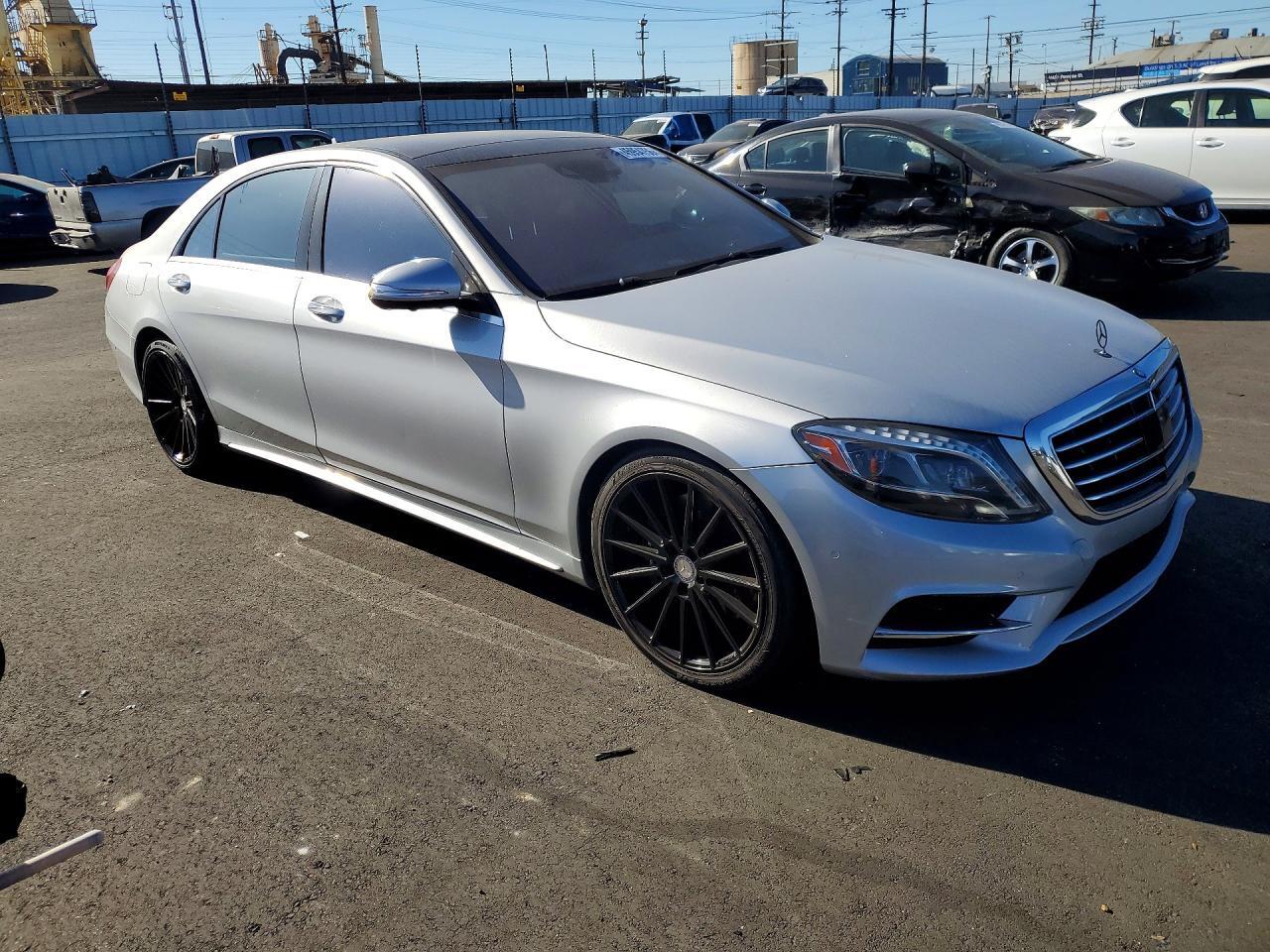 2015 MERCEDES-BENZ S 550 — Фото 4 из 12
