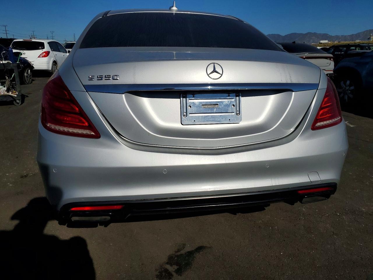 2015 MERCEDES-BENZ S 550 — Фото 6 из 12