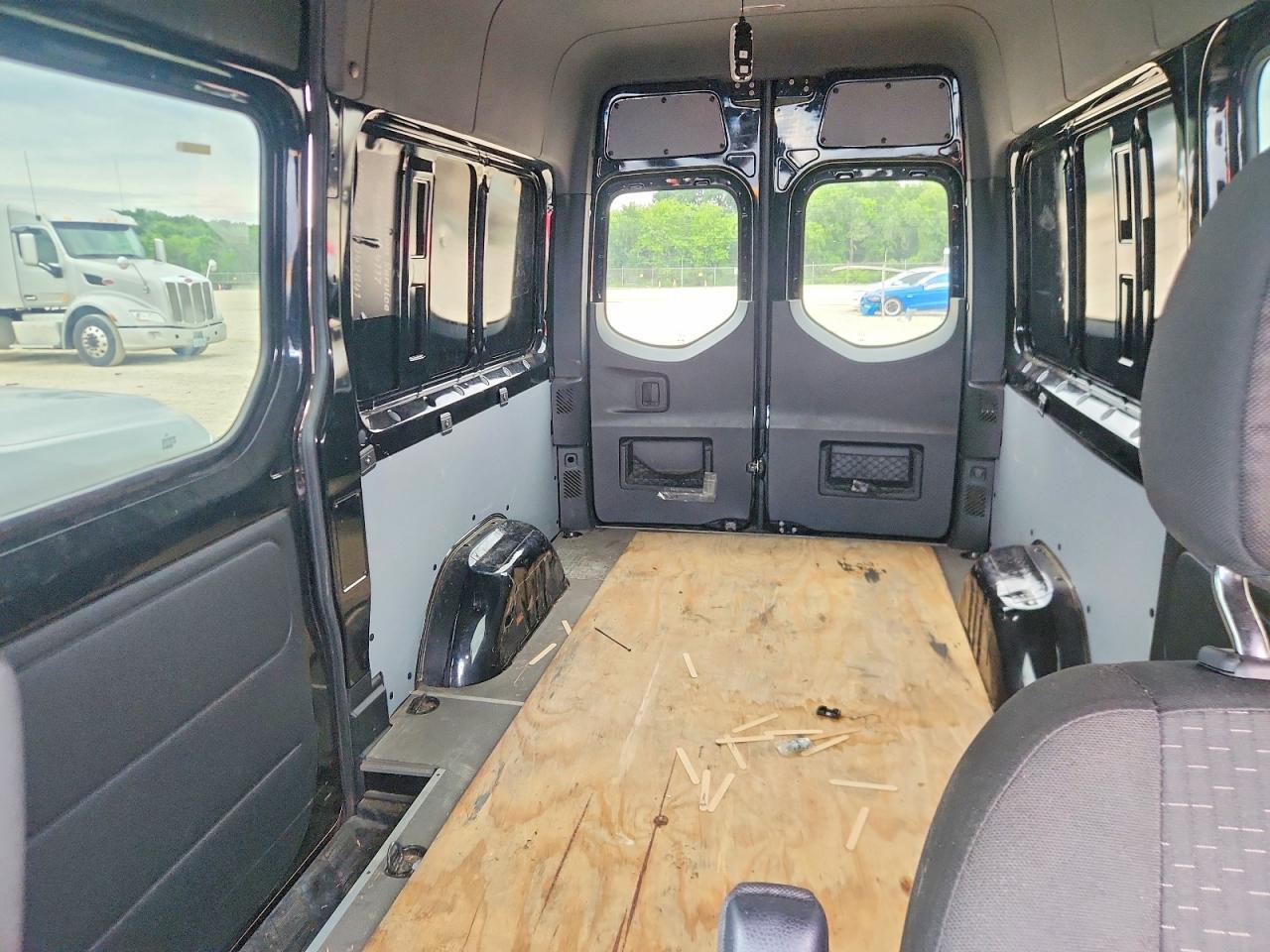 2023 MERCEDES BENZ SPRINTER CARGO 2500 TDSL VAN — Фото 10 из 13