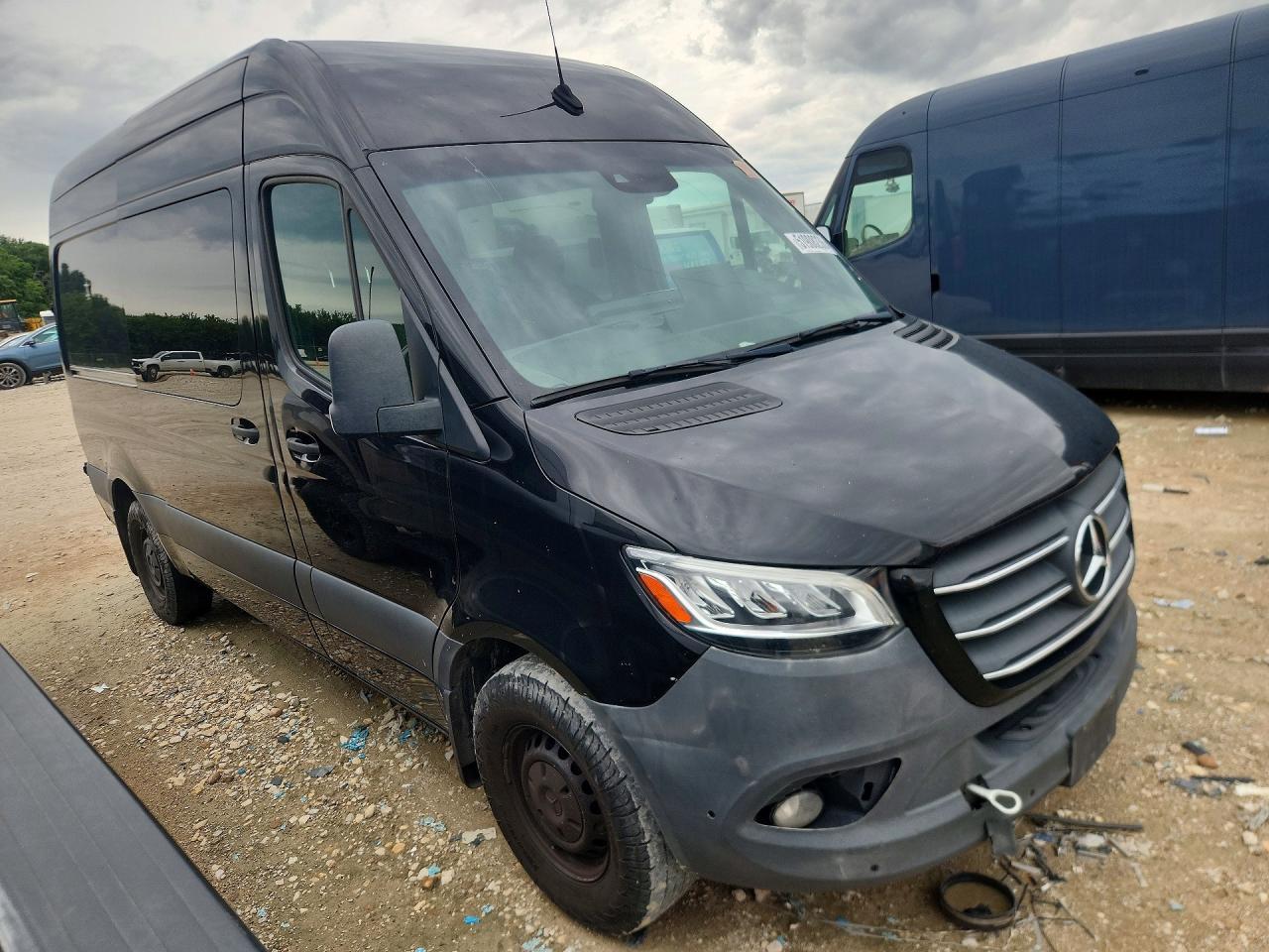 2023 MERCEDES BENZ SPRINTER CARGO 2500 TDSL VAN — Фото 4 из 13