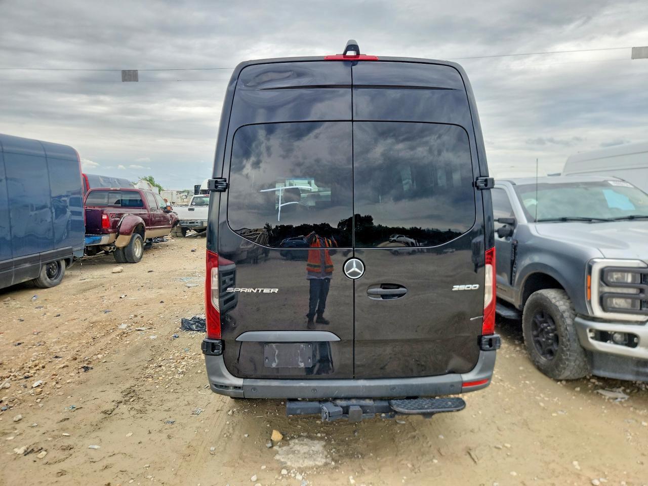 2023 MERCEDES BENZ SPRINTER CARGO 2500 TDSL VAN — Фото 6 из 13