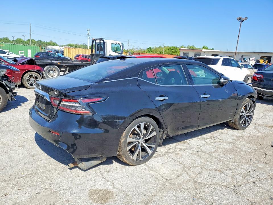 2021 NISSAN MAXIMA SV — Фото 3 из 12