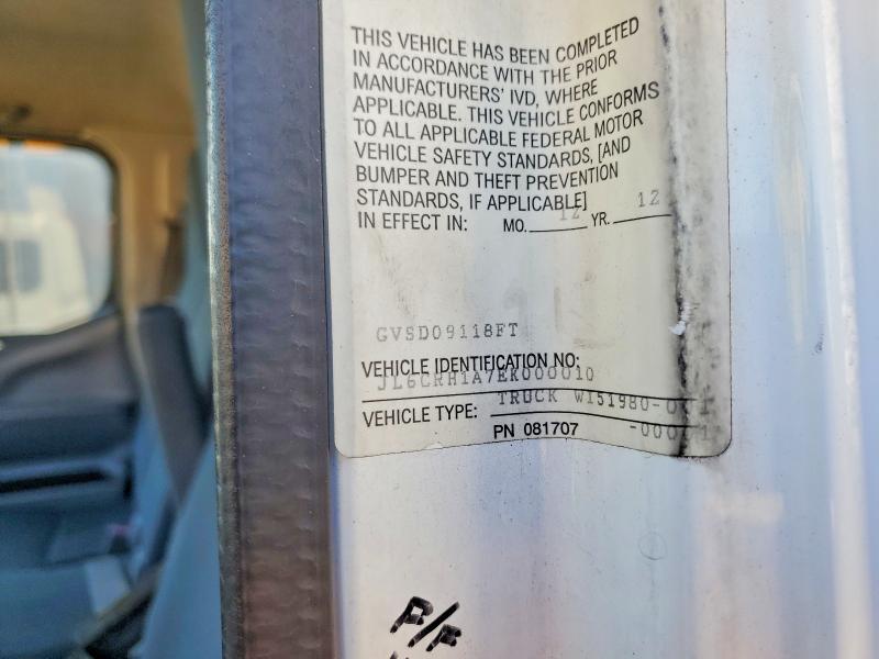 2014 MITSUBISHI FUSO BOX TRUCK — Фото 13 из 13