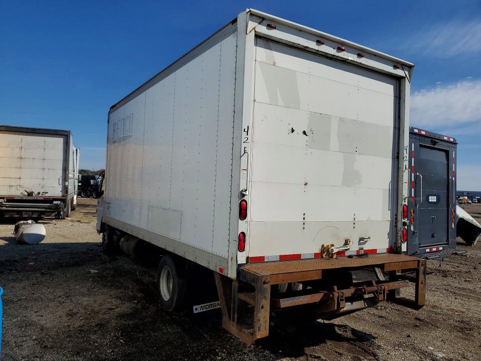 2014 MITSUBISHI FUSO BOX TRUCK — Фото 2 из 13