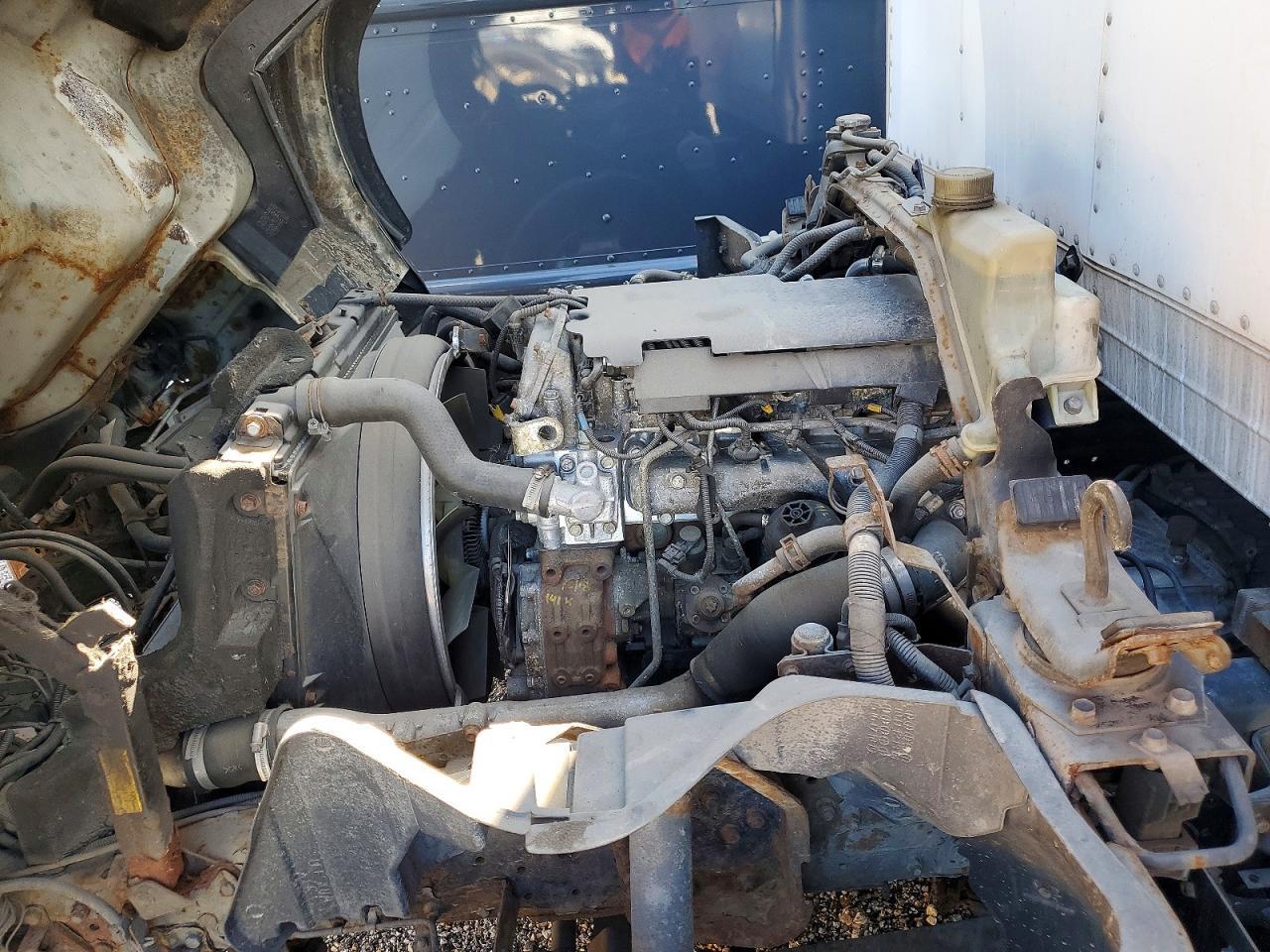 2014 MITSUBISHI FUSO FEC72S BOX TRUCK — Фото 12 из 13