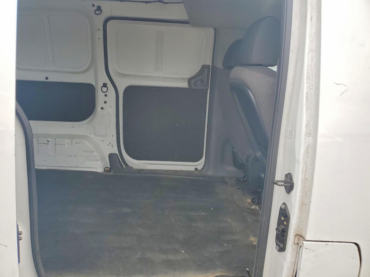 2021 NISSAN NV200 CARGO — Фото 11 из 13