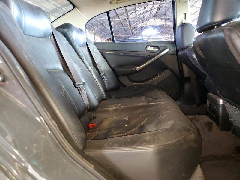 2003 INFINITI G35 BASE — Фото 10 из 13