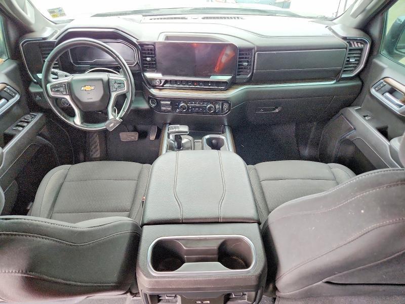 2025 CHEVROLET SILVERADO C1500 LT — Фото 8 из 12