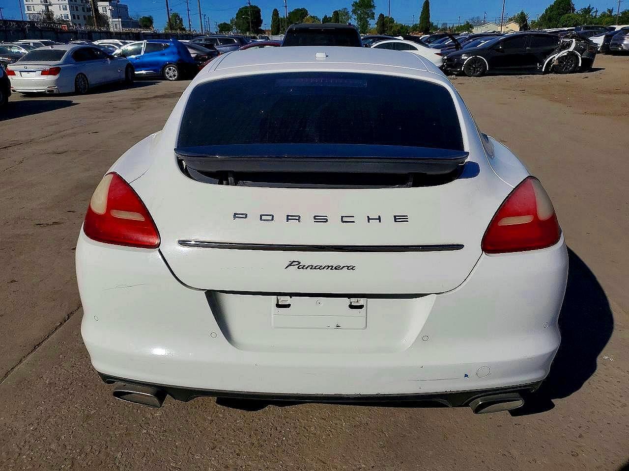 2012 PORSCHE PANAMERA 2 — Фото 6 из 11