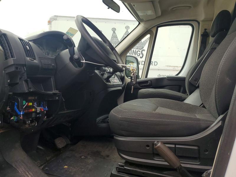 2015 RAM PROMASTER 3500 DELIVERY VAN — Фото 7 из 13