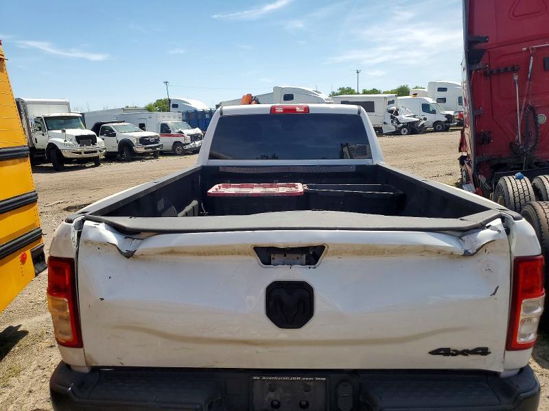 2023 RAM 3500 TRADESMAN — Фото 10 из 13