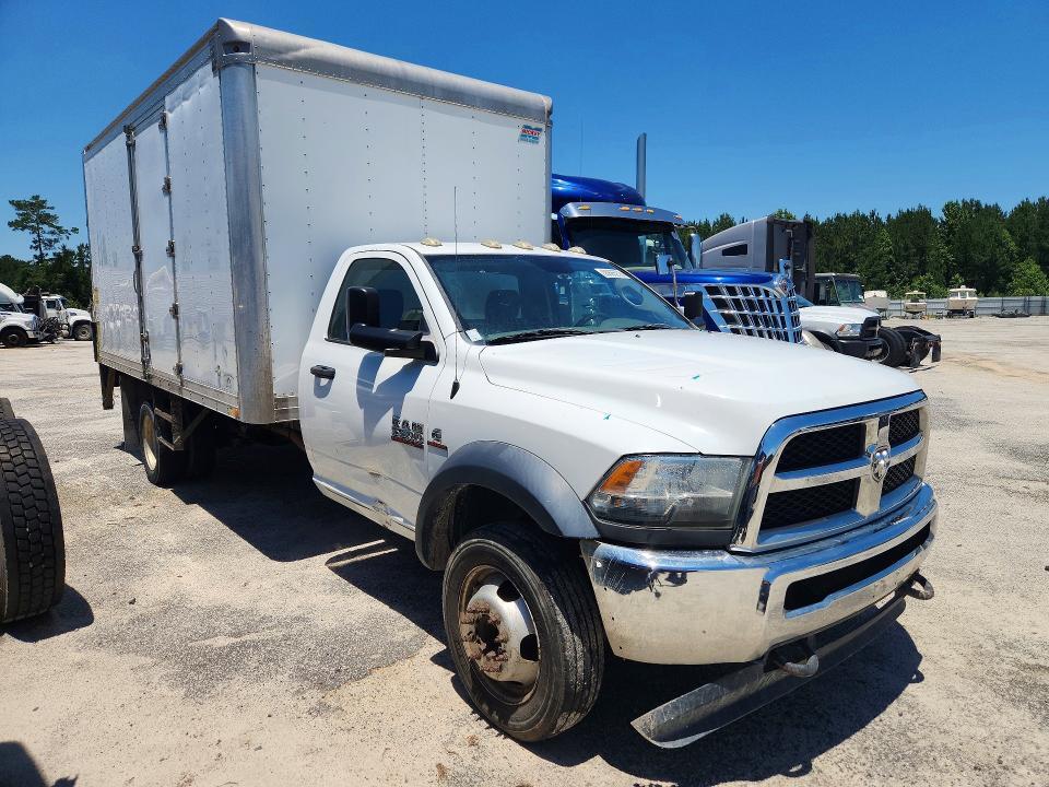 2015 RAM 5500 BOX TRUCK — Фото 4 из 12