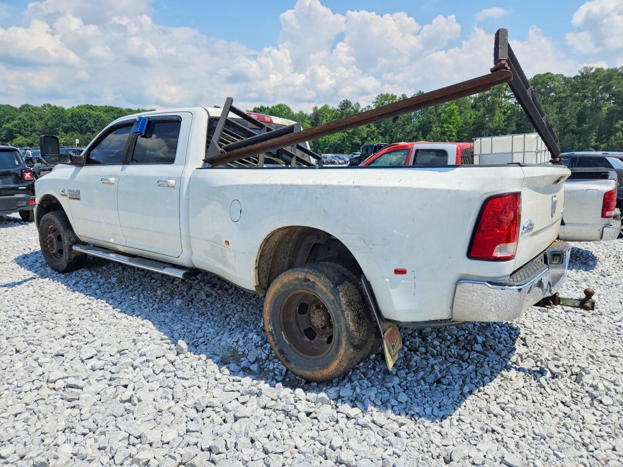 2013 RAM 3500 SLT — Фото 2 из 12