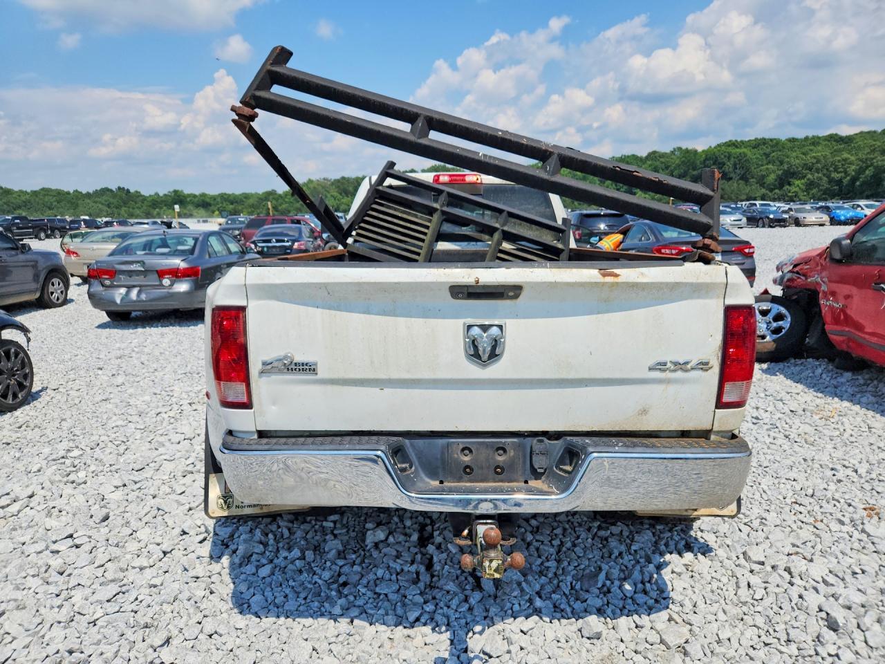 2013 RAM 3500 SLT — Фото 6 из 12
