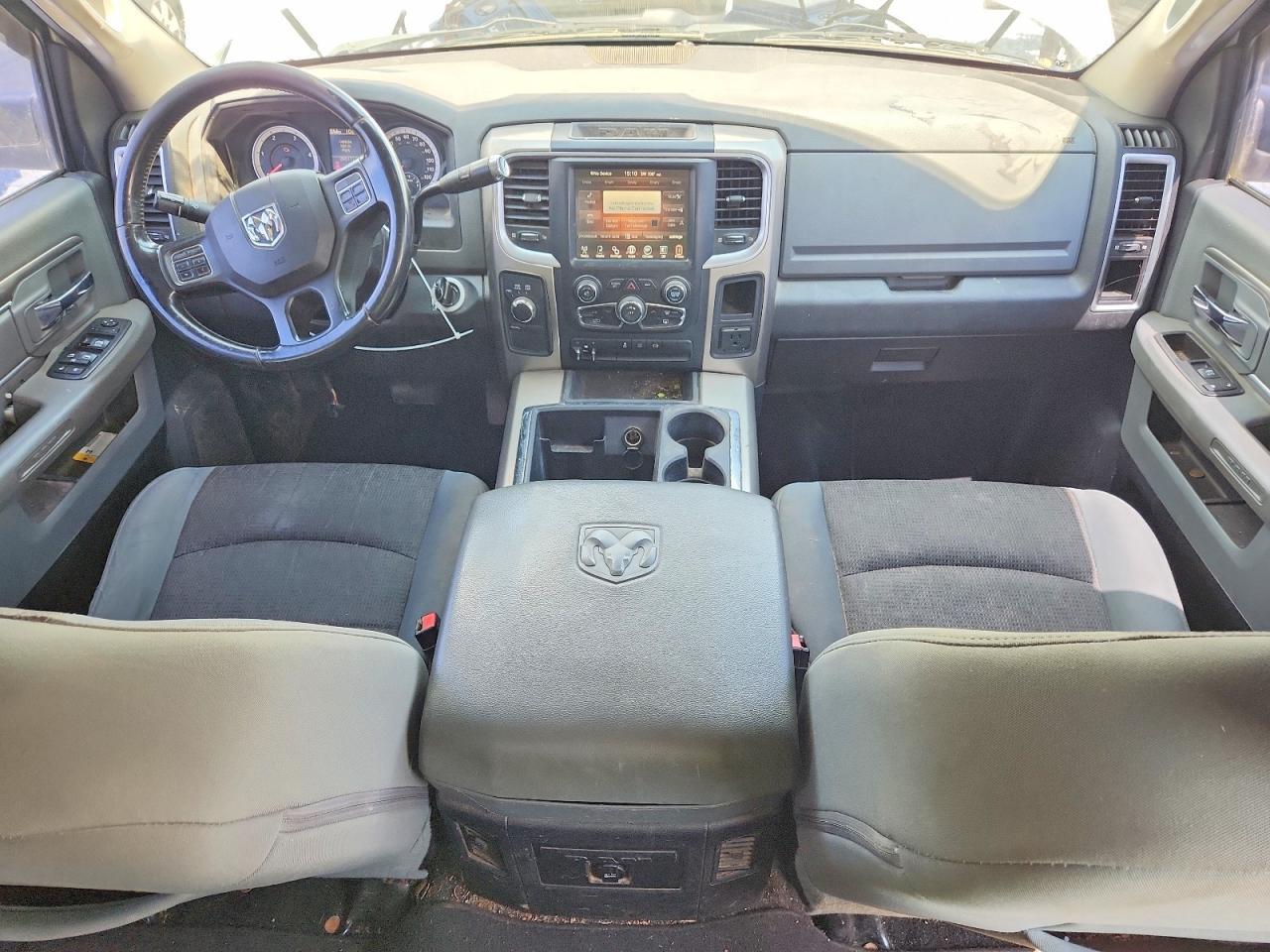 2013 RAM 3500 SLT — Фото 8 из 12