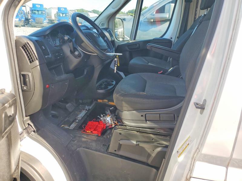 2021 RAM PROMASTER 3500 DELIVERY VAN — Фото 7 из 13