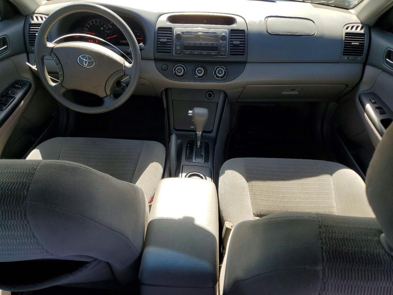 2005 TOYOTA CAMRY LE — Фото 8 из 12