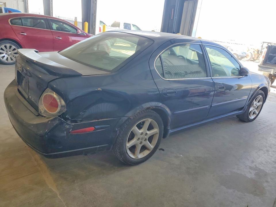 2003 NISSAN MAXIMA GXE — Фото 3 из 12