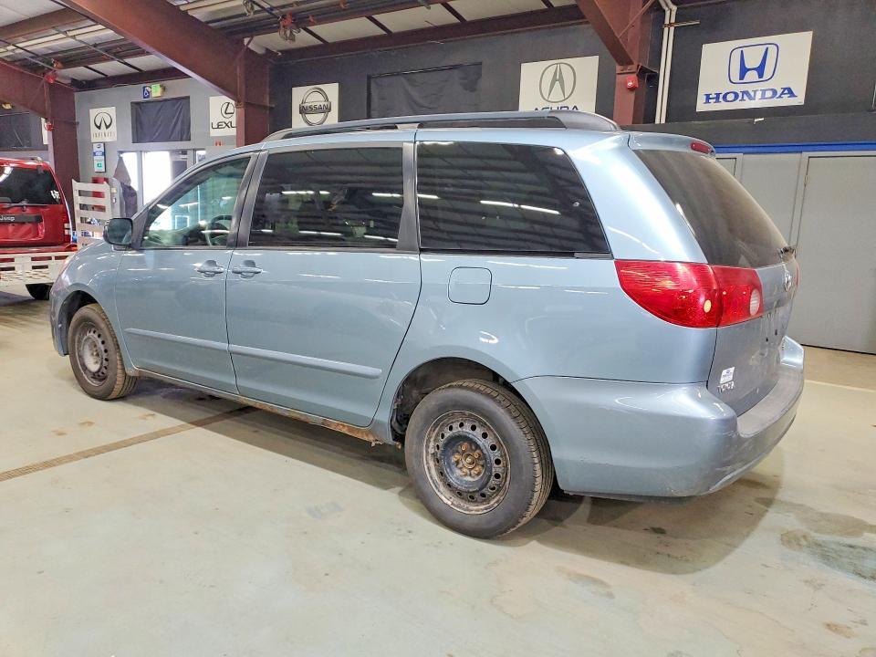 2007 TOYOTA SIENNA LE — Фото 2 из 13