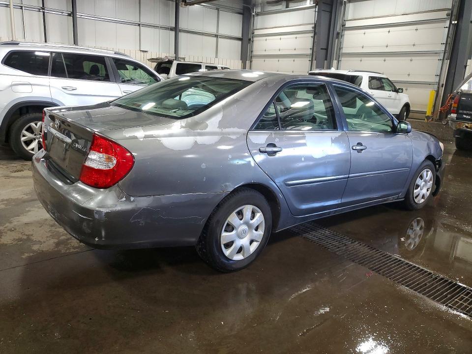 2003 TOYOTA CAMRY LE — Фото 3 из 12