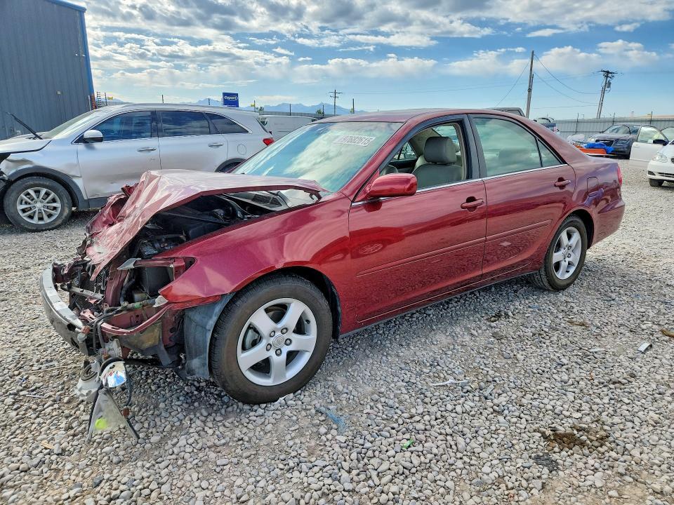 2003 TOYOTA CAMRY SE