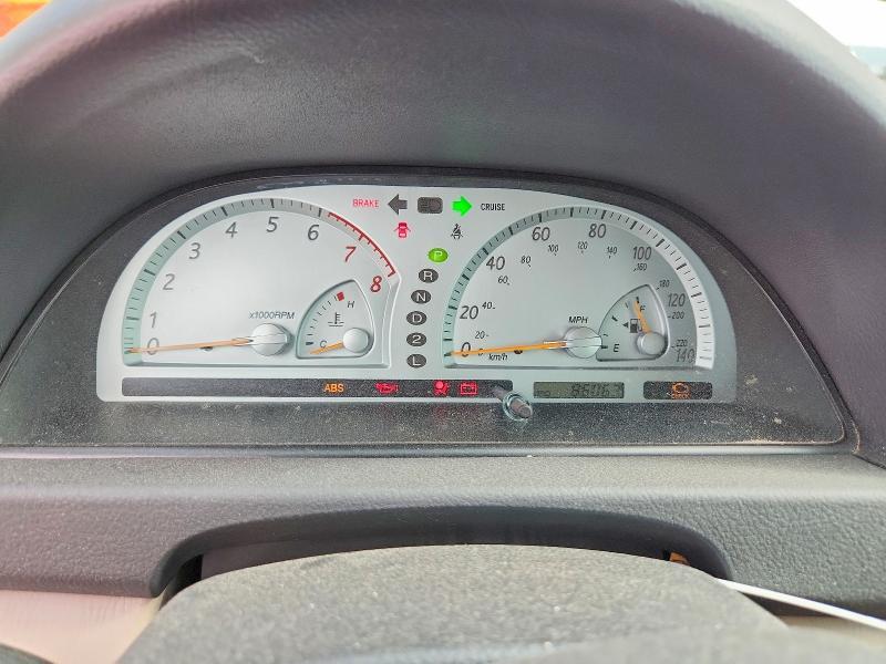 2003 TOYOTA CAMRY SE — Фото 9 из 13