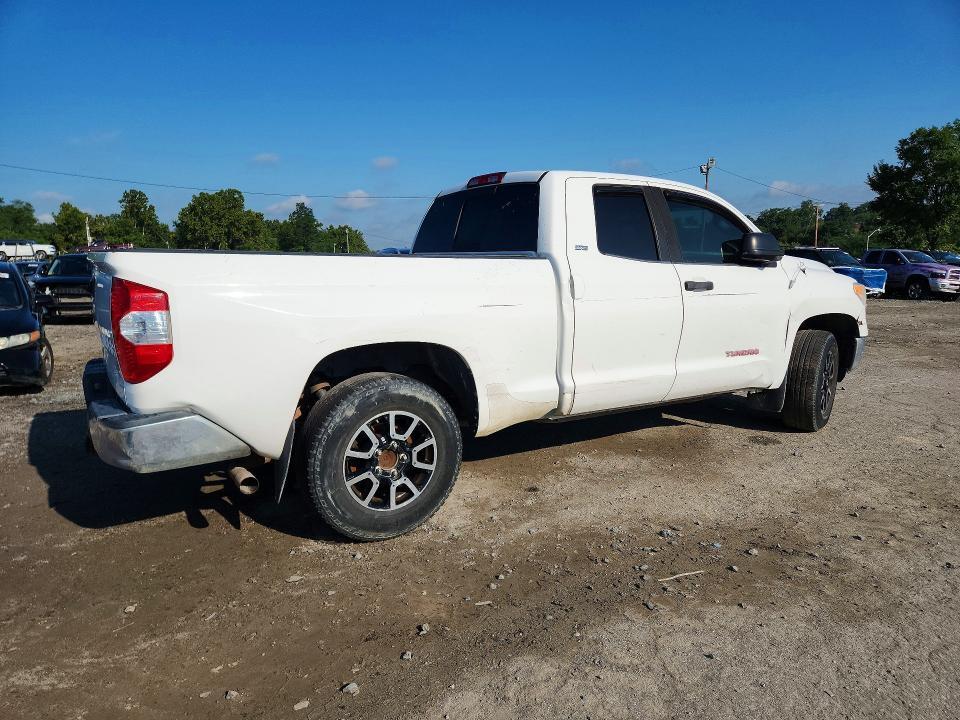 2015 TOYOTA TUNDRA SR5 — Фото 3 из 12