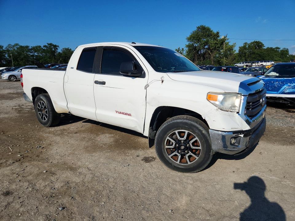 2015 TOYOTA TUNDRA SR5 — Фото 4 из 12