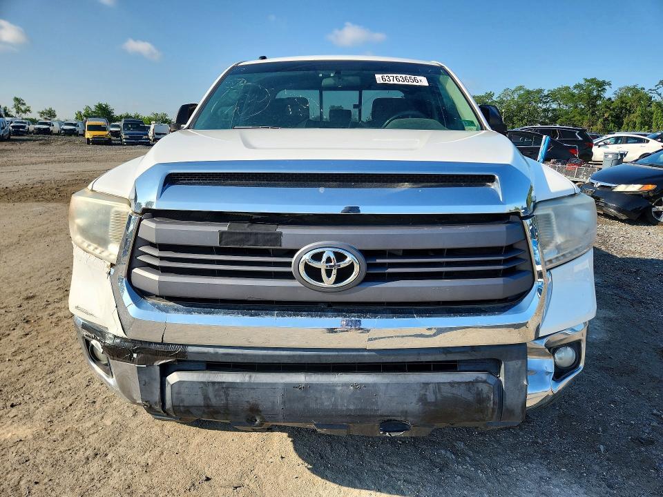 2015 TOYOTA TUNDRA SR5 — Фото 5 из 12